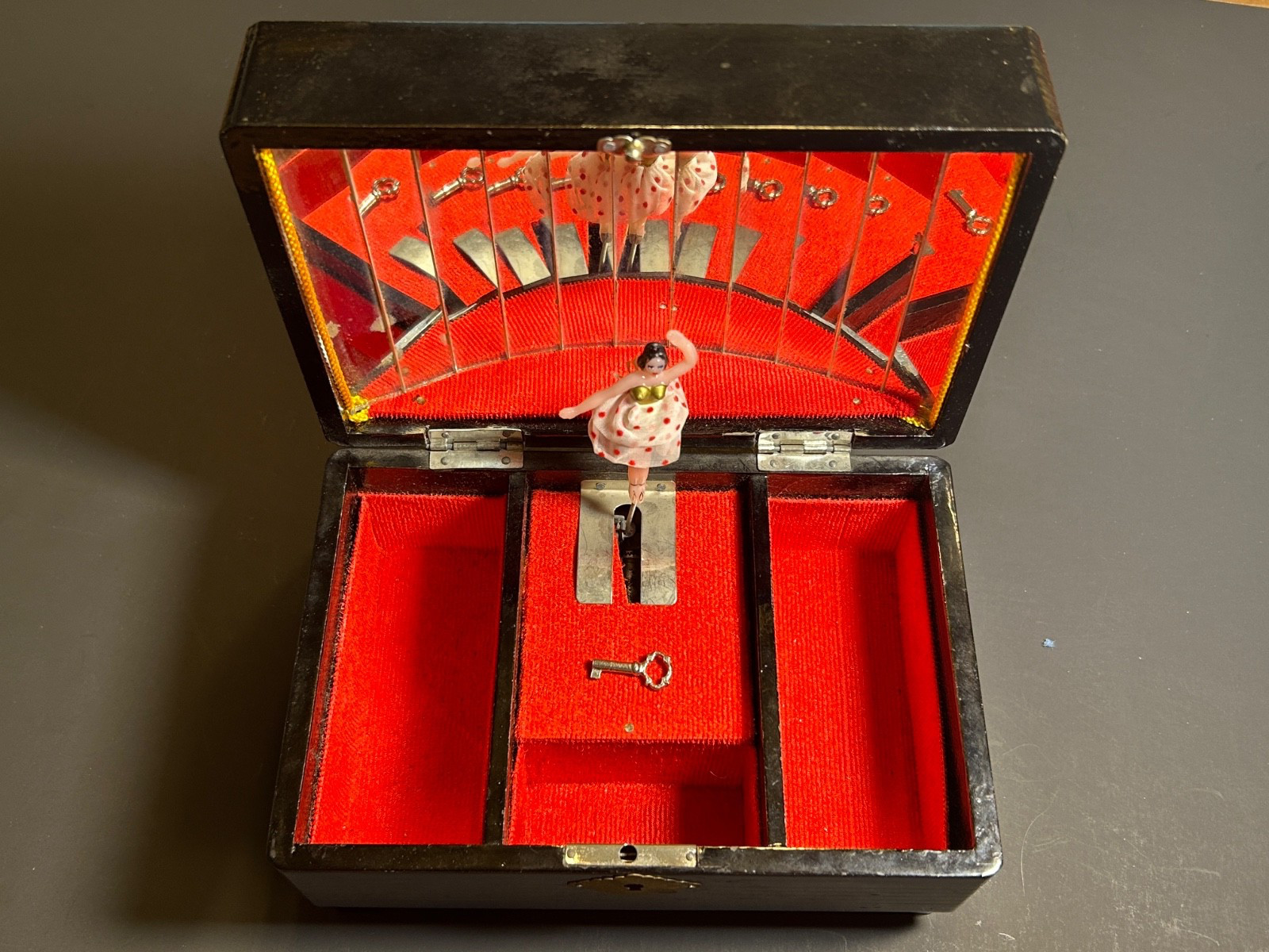 Vintage Music Jewelry Box Spinning Ballerina Mirrored Interior Lock & Key Works