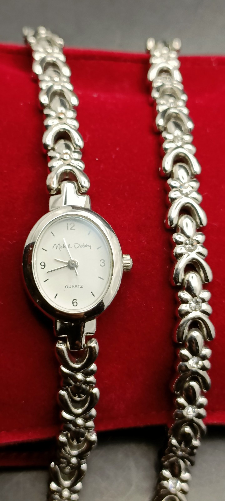 MICHEL DELABY Ladies Silver Tone Watch & Bracelet Gift Set – Working
