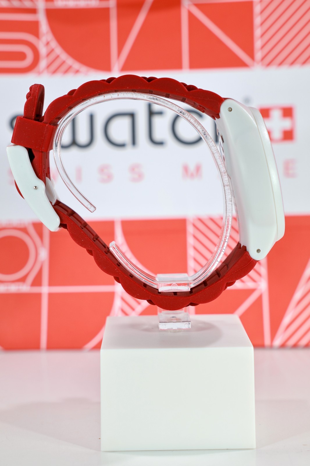 New Limited Swiss Swatch Red Track 42MM Light Gray with Multicolored Point Date
