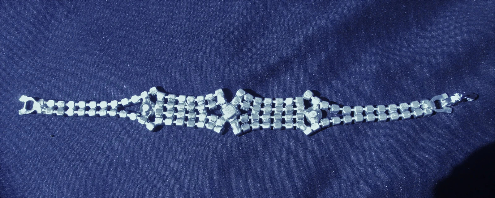 Vintage Clear Rhinestone Bracelet 7″ Wide Link Silver Tone Statement Bracelet w/