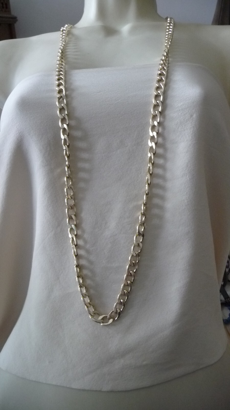 M51X vtg Costume NECKLACE LIGHT WEIGHT GOLD TONE LINK CHAIN 19 1/2″ L