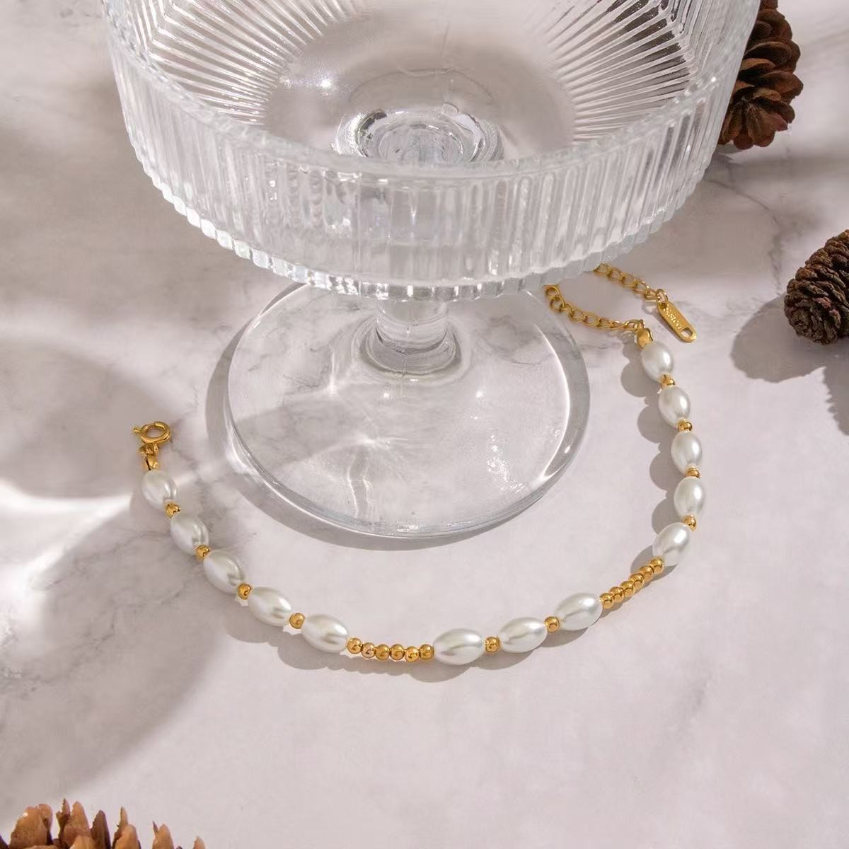Woman 18K Gold Plated Simulated Pearl Beaded Bangle Bracelet Anti-tarnish 9.5in