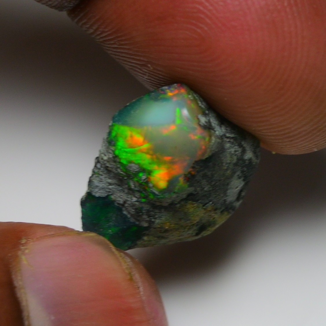 Ethiopian Black Opal Rough Natural 10.00 Carats 18X16 mm Gemstone For Jewelry
