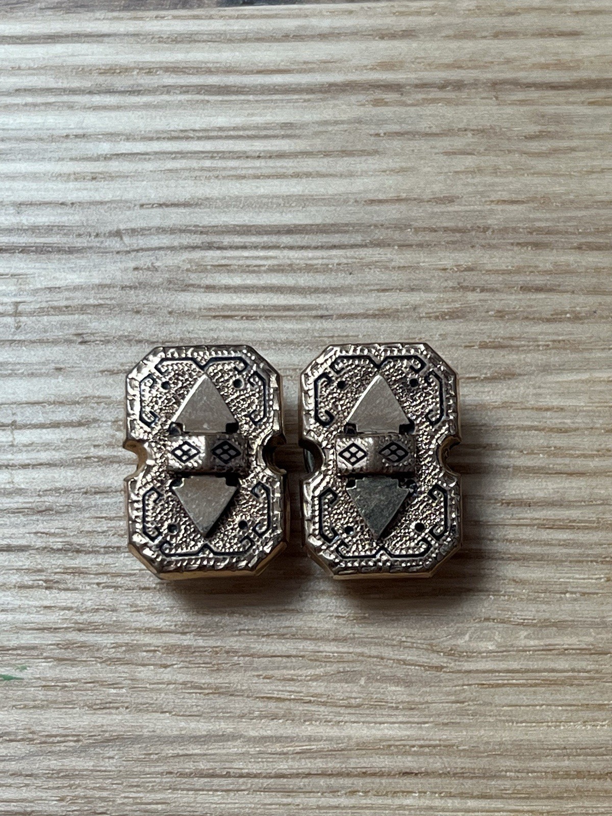 antique victorian heavy gold filled ornate cufflinks black enamel 3/4”