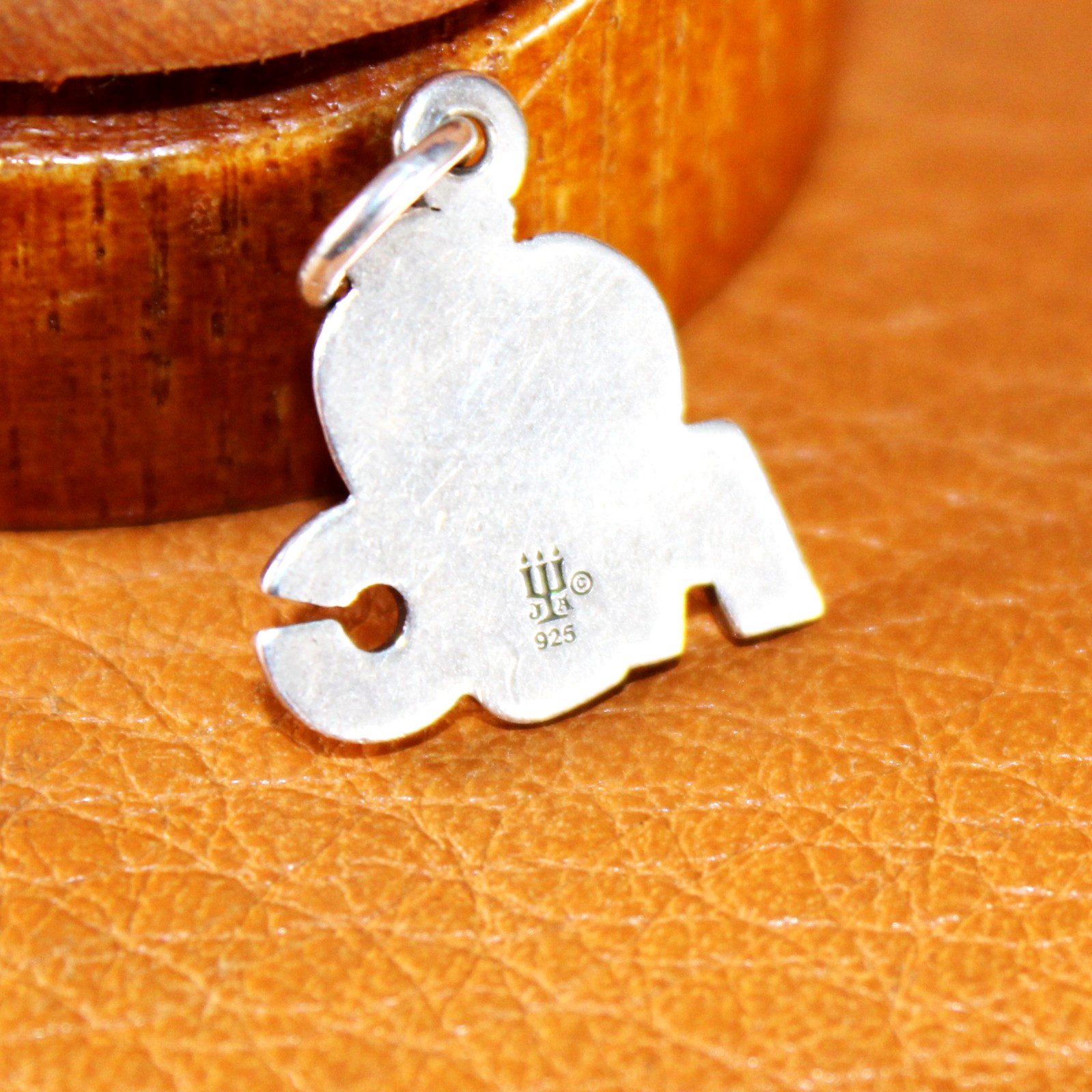 James Avery ABC APPLE School Teacher Charm Sterling Silver 11/16″ Length