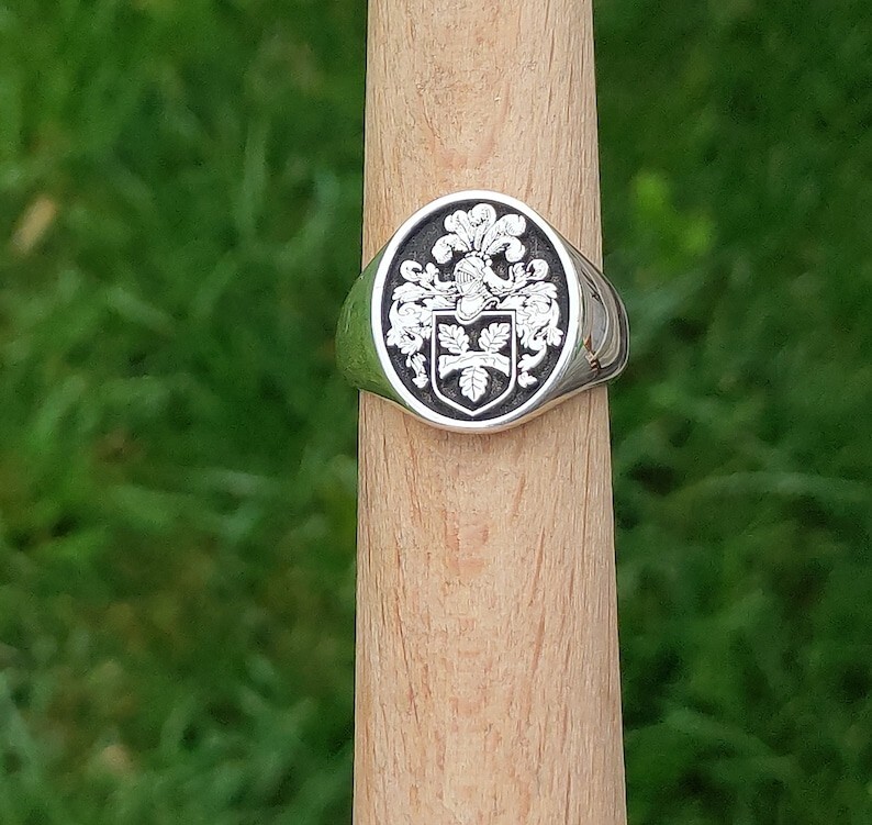 Custom Coat of Arms Ring for Men – Sterling Silver Family Crest Signet