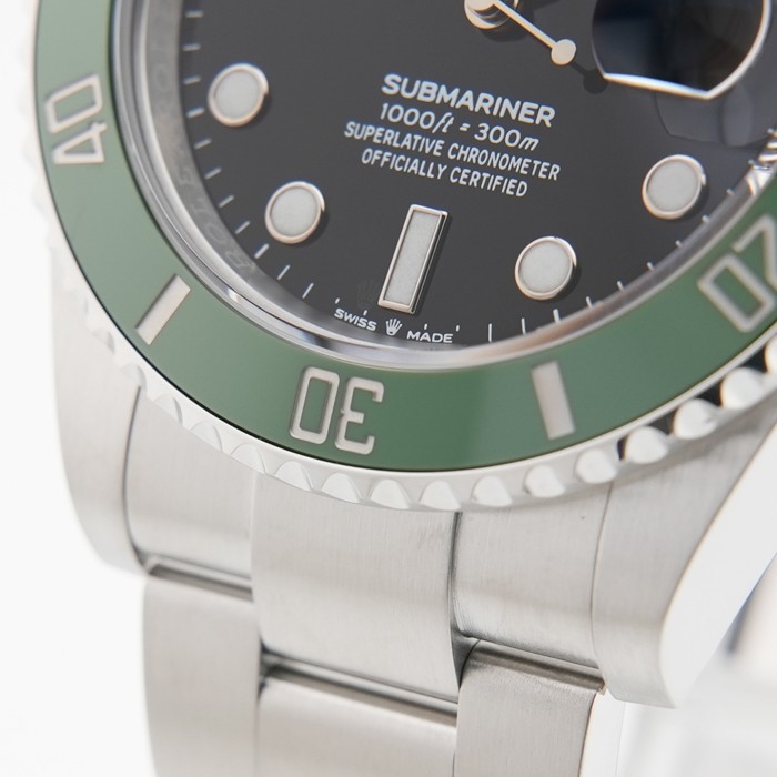ROLEX Submariner Date 41 126610LV Warranty 2023 Box/Paper