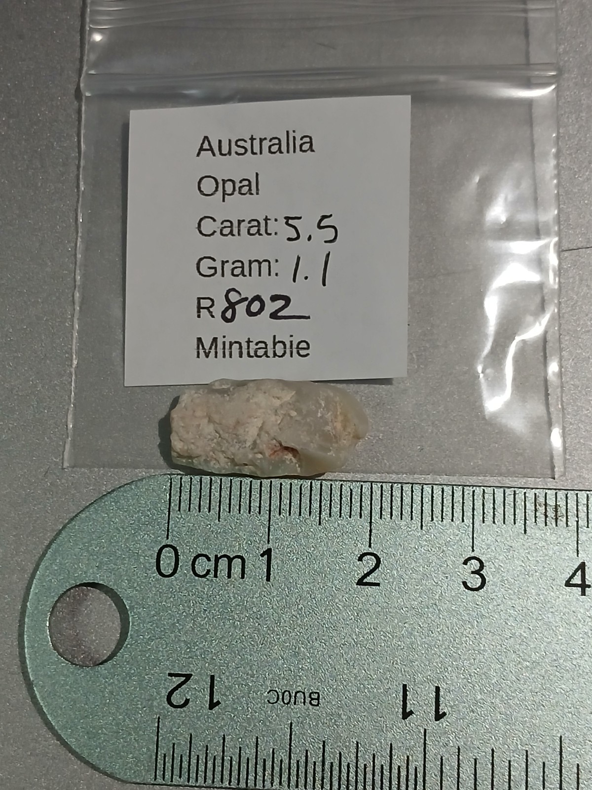 Australia Opal Mintabie Chips R802 5 Carat Faint Pink, Green Low Grade