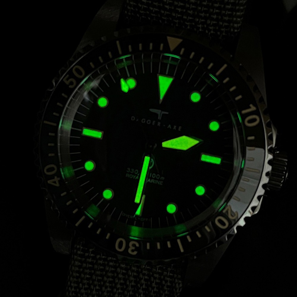 Dagger Axe DG-T007S Automatic Black Steel Green Fabric Diver Men’s Watch