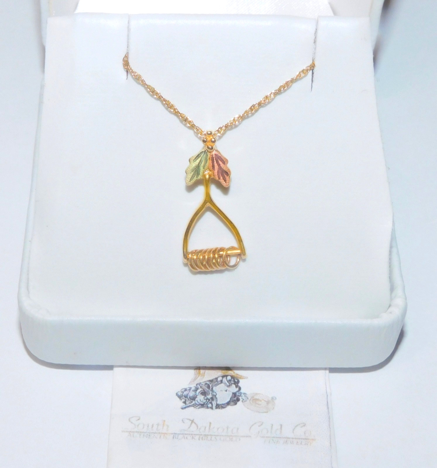 Black Hills Gold 10k Wish Ring Wishbone Pendant Necklace