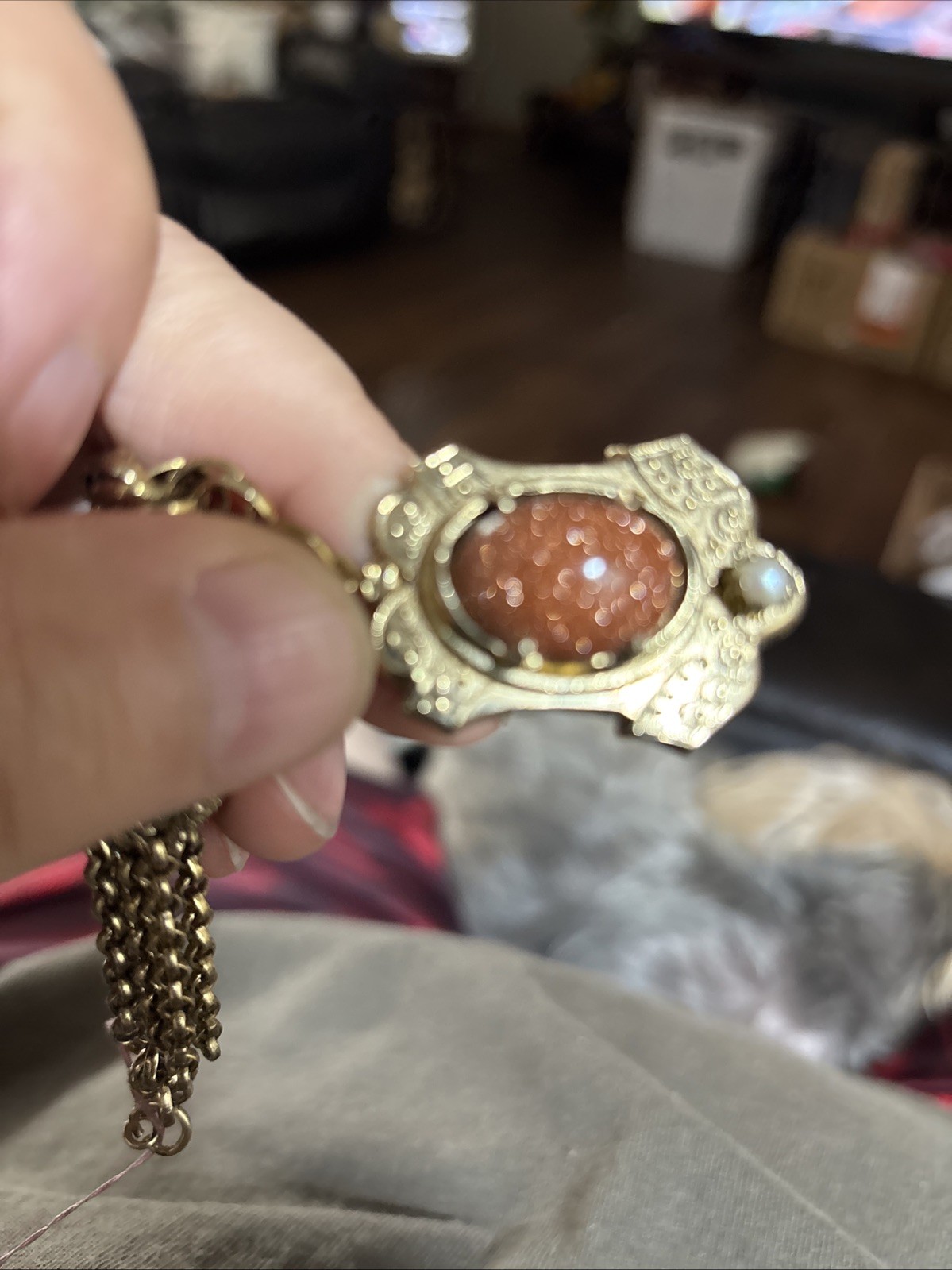 VINTAGE Gold Color Bracelet with Stone & Chain Hanging Charms 7” Long NICE