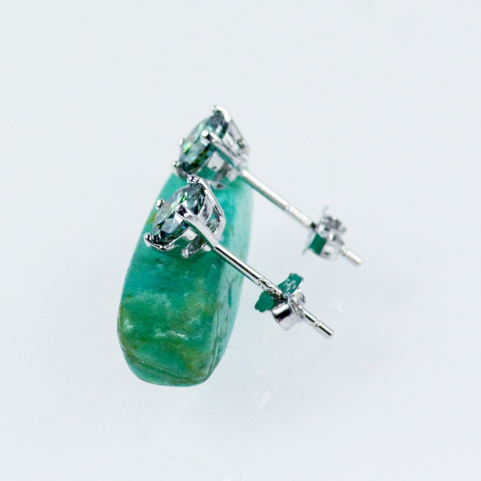 1Carat 5MM Green Moissanite 925 Sterling Silver Earrings Studs
