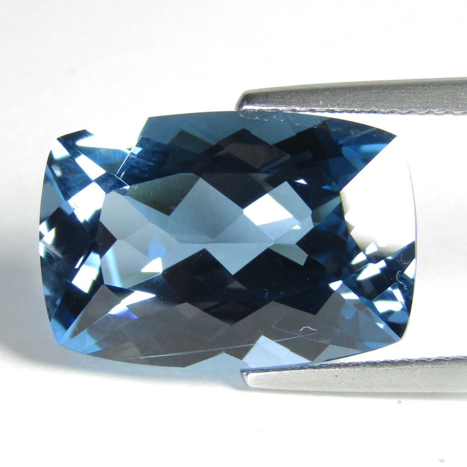 15.56Cts Stunning Natural London Blue Topaz 18×12.2×8.4mm Cushion Gemstone -VDO