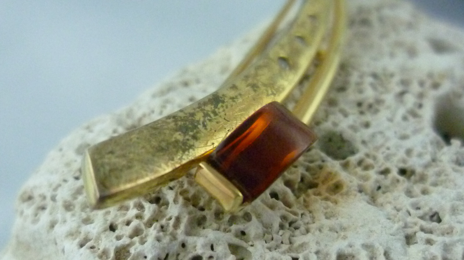 Brooch Gold Plated Amber Master Hallmarked 925 Sterling Silver
