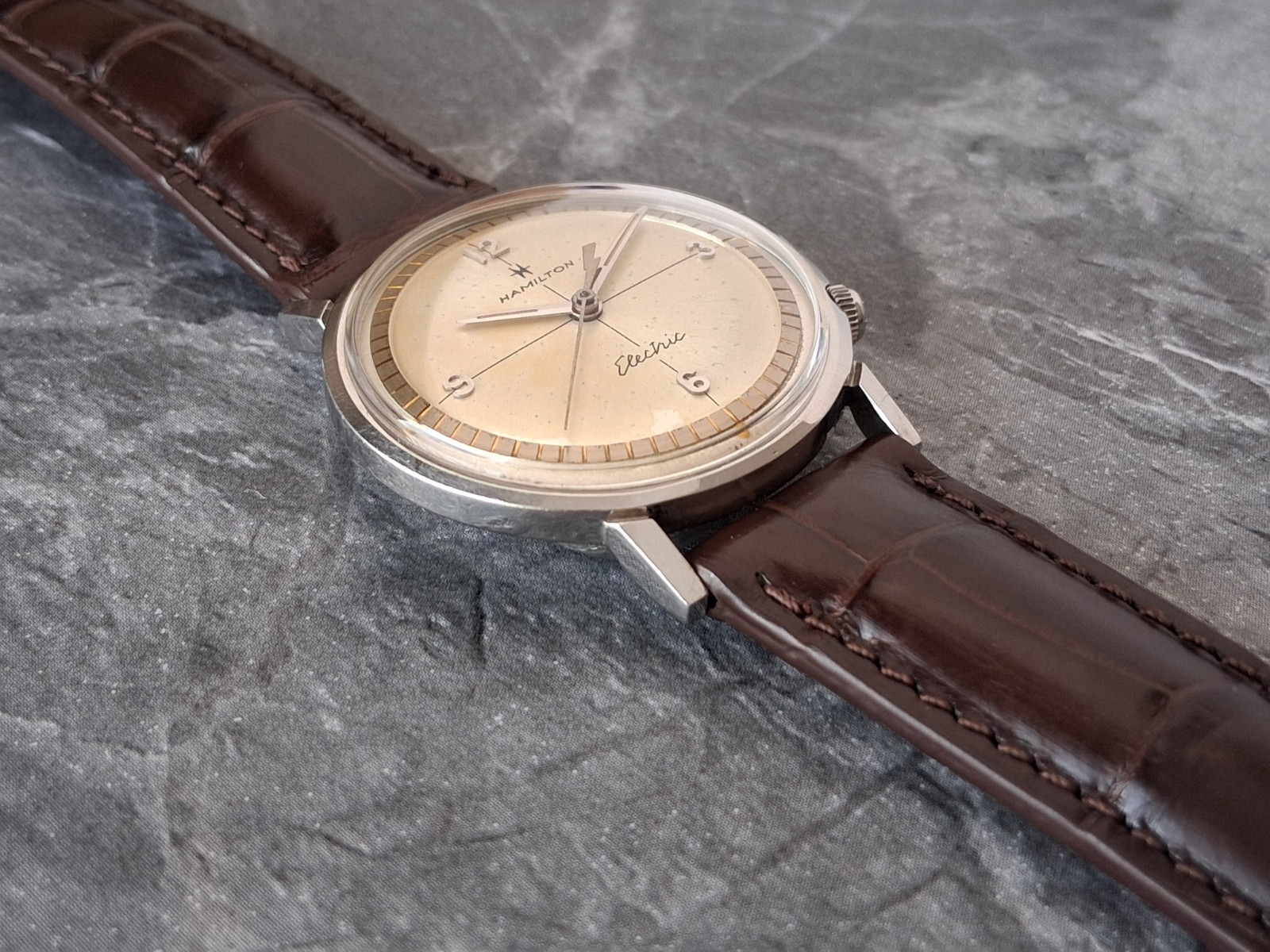 Serviced 1964 Hamilton Electric Nautilus 503 Men’s Vintage Watch New Crocodile