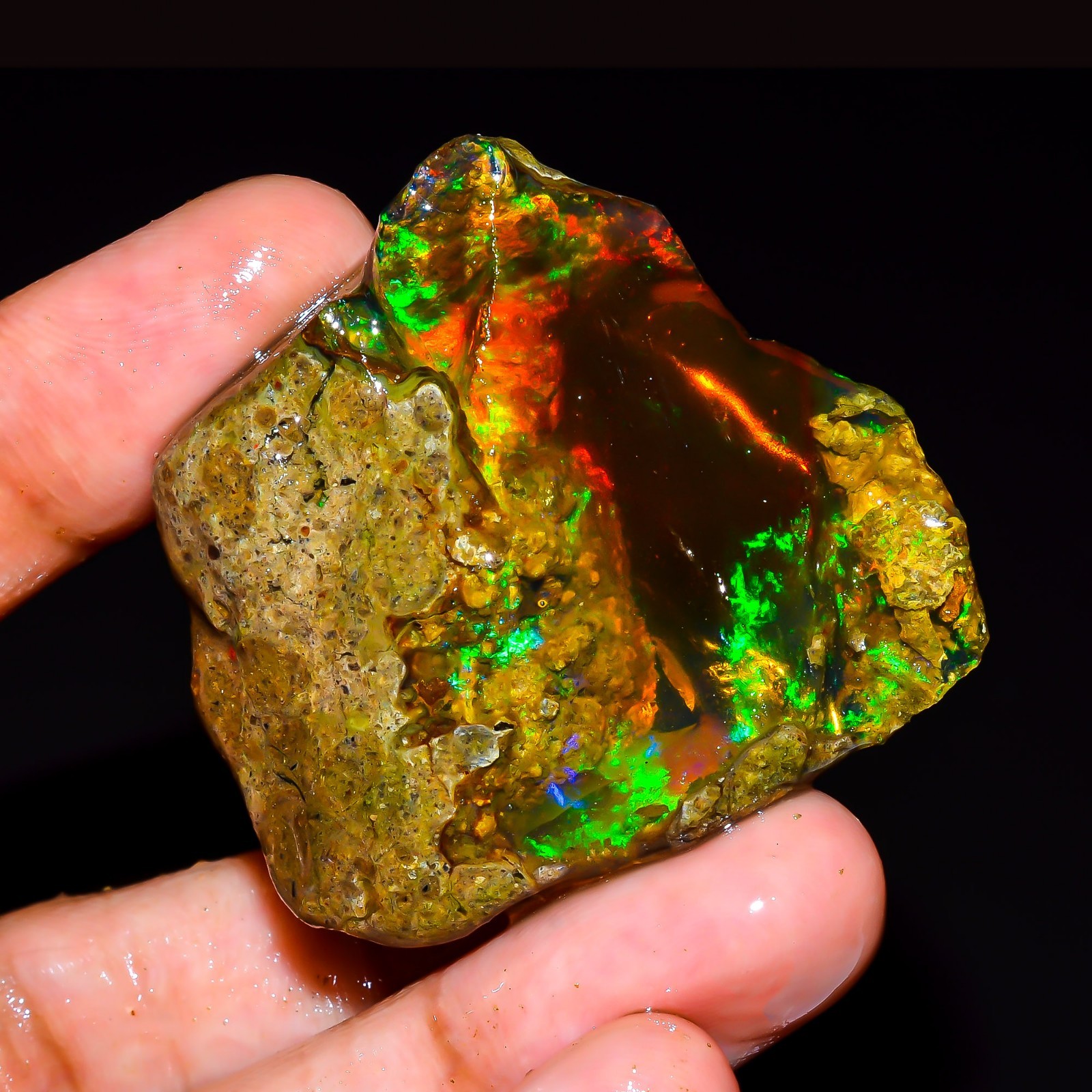 80.50 Ct Natural Fire Ethiopian Opal Oil Rough Gemstone For Jewelry 41x38x13 mm