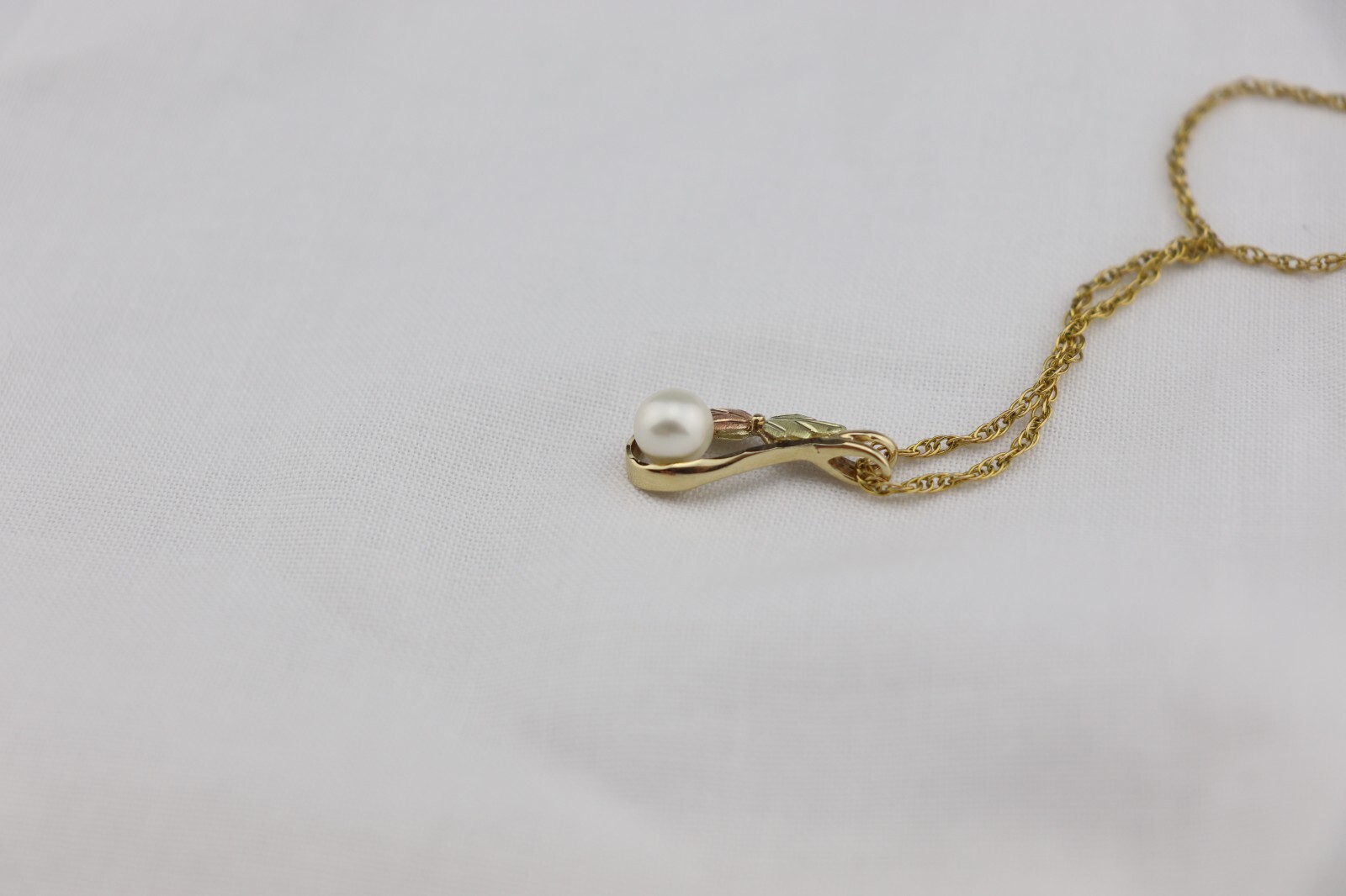 10K & 12K Black Hills Gold Leaf PEARL PENDANT on 14K GF NECKLACE 18.25″ RGC sign