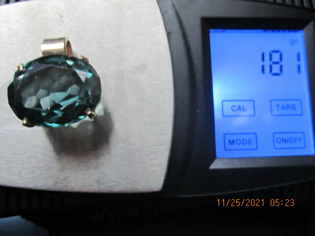NWT 30 ct. December Blue Topaz 20 mm X 15mm