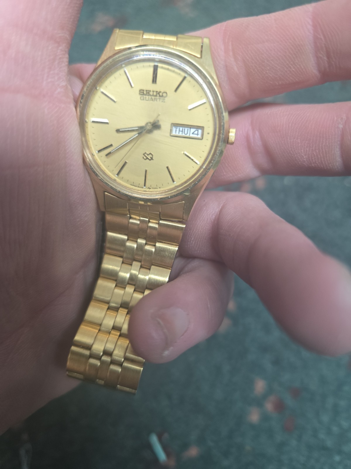 Seiko SQ Watch Men 35mm Champagne Dial Gold Tone Daydate 5y23-8049 New Battery B