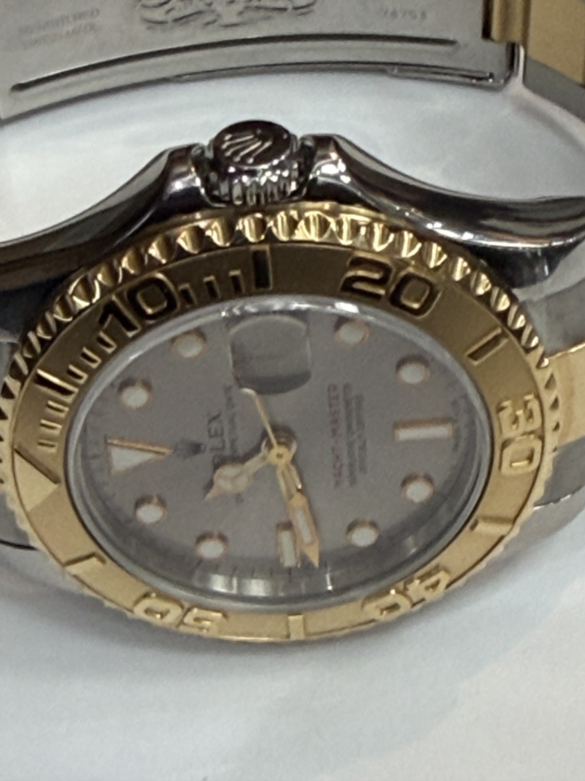 ROLEX YACHT – MASTER 68623 1997 TWO TONE 18 KARAT & STAINLESS STEEL WATCH 35MM