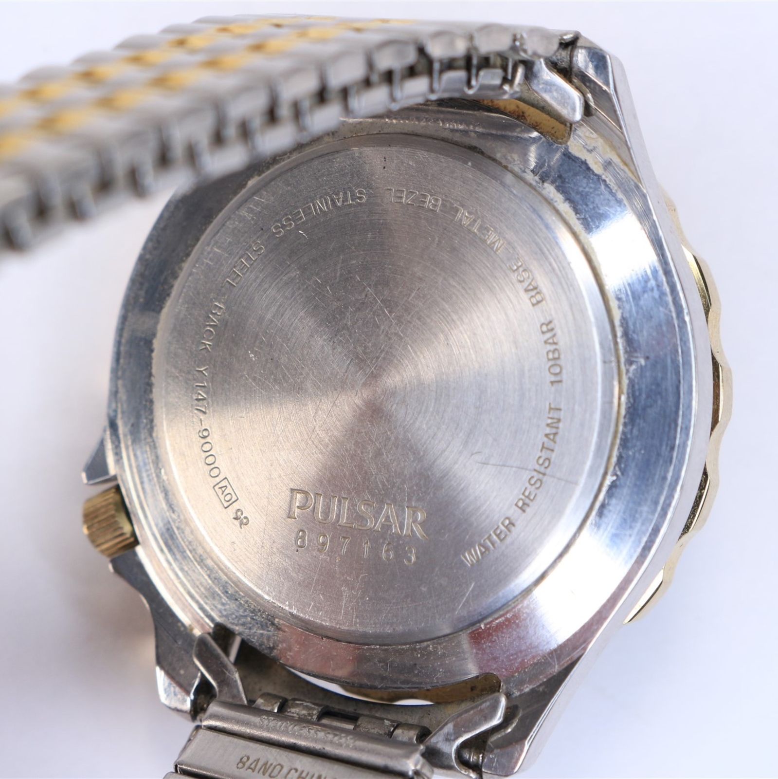 Pulsar Quartz Wristwatch Vintage Men’s Runs – LY2134