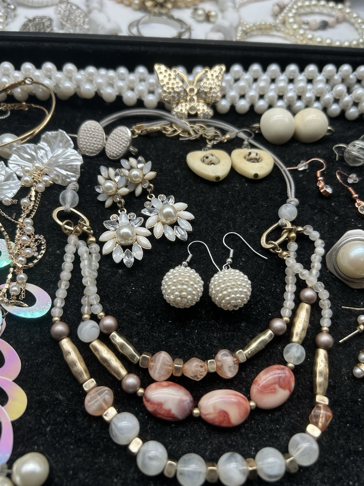Vntg to Now Pearl Inspired Jewelry Lot All Wearable 8+ Lbs, 147 Pc #314