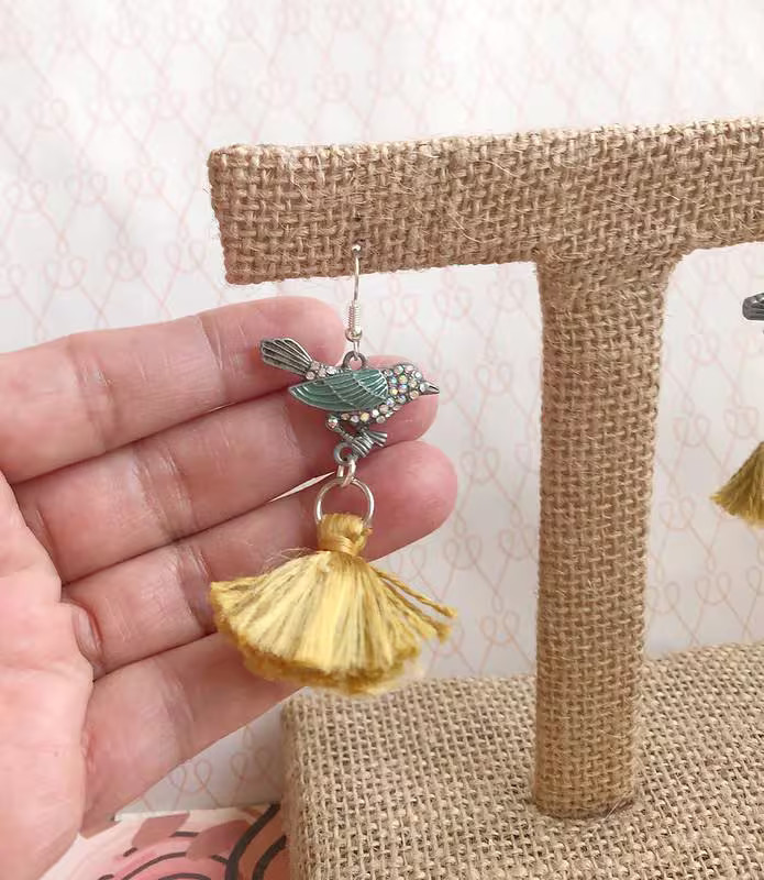 Rhinestone Birds with Tassel Earrings Vintage-Style Rhinestone Birds Earrings