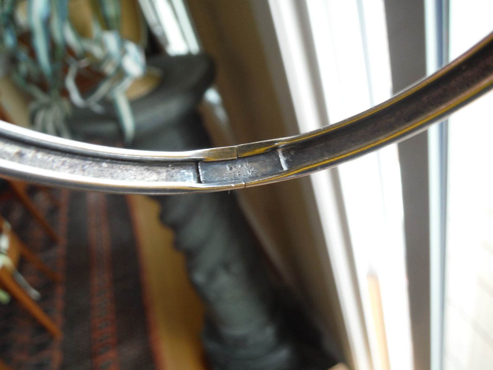 Vintage Beau Silver Bangle – 1/4 Inch Wide