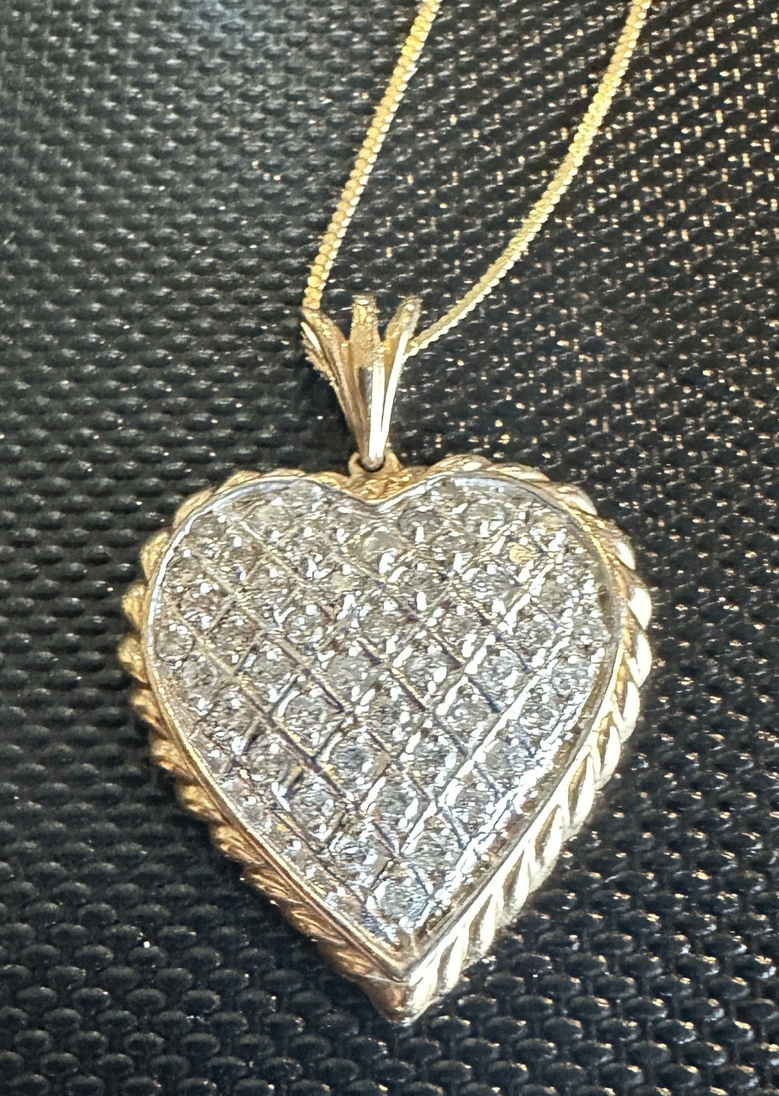 Large Vintage 14k Gold Chain And 14k Diamond Heart Pendant Necklace 7.36gms