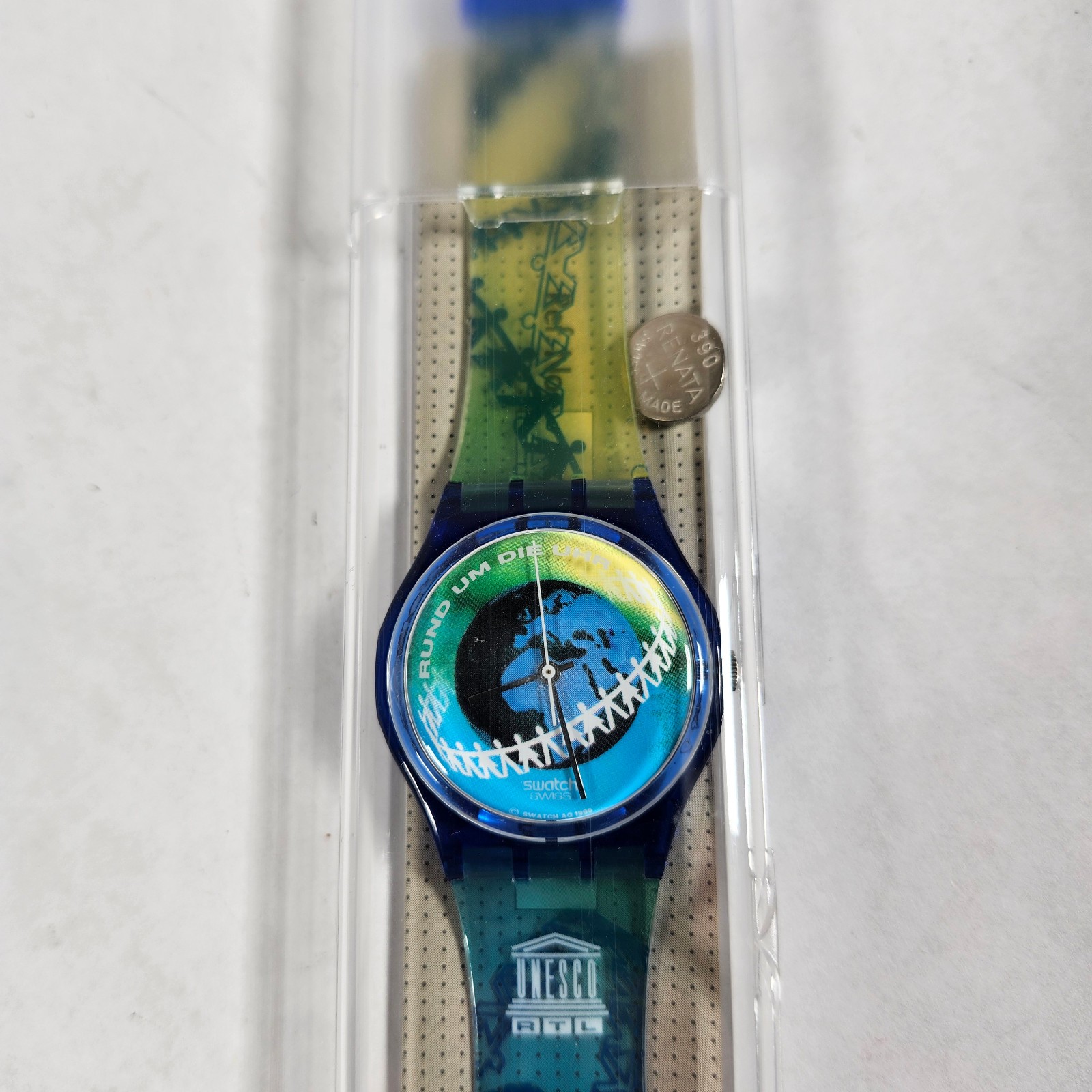 Vintage Swatch Watch Rund Und Die Uhr GZ153 with Case & Paperwork 1997 NOS NEW