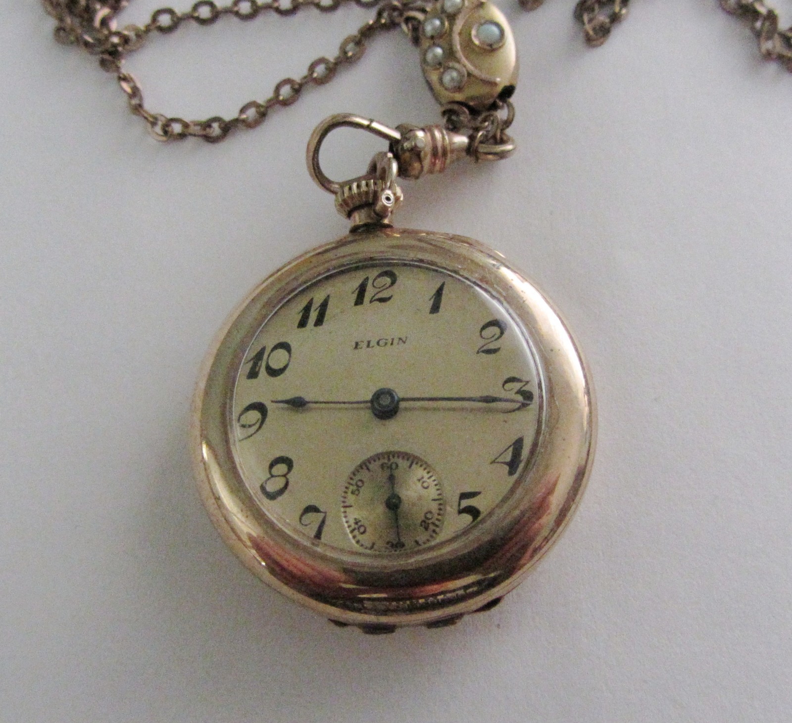 Antique Elgin Ladies Pocket or Pendant Watch Excellent with Chain