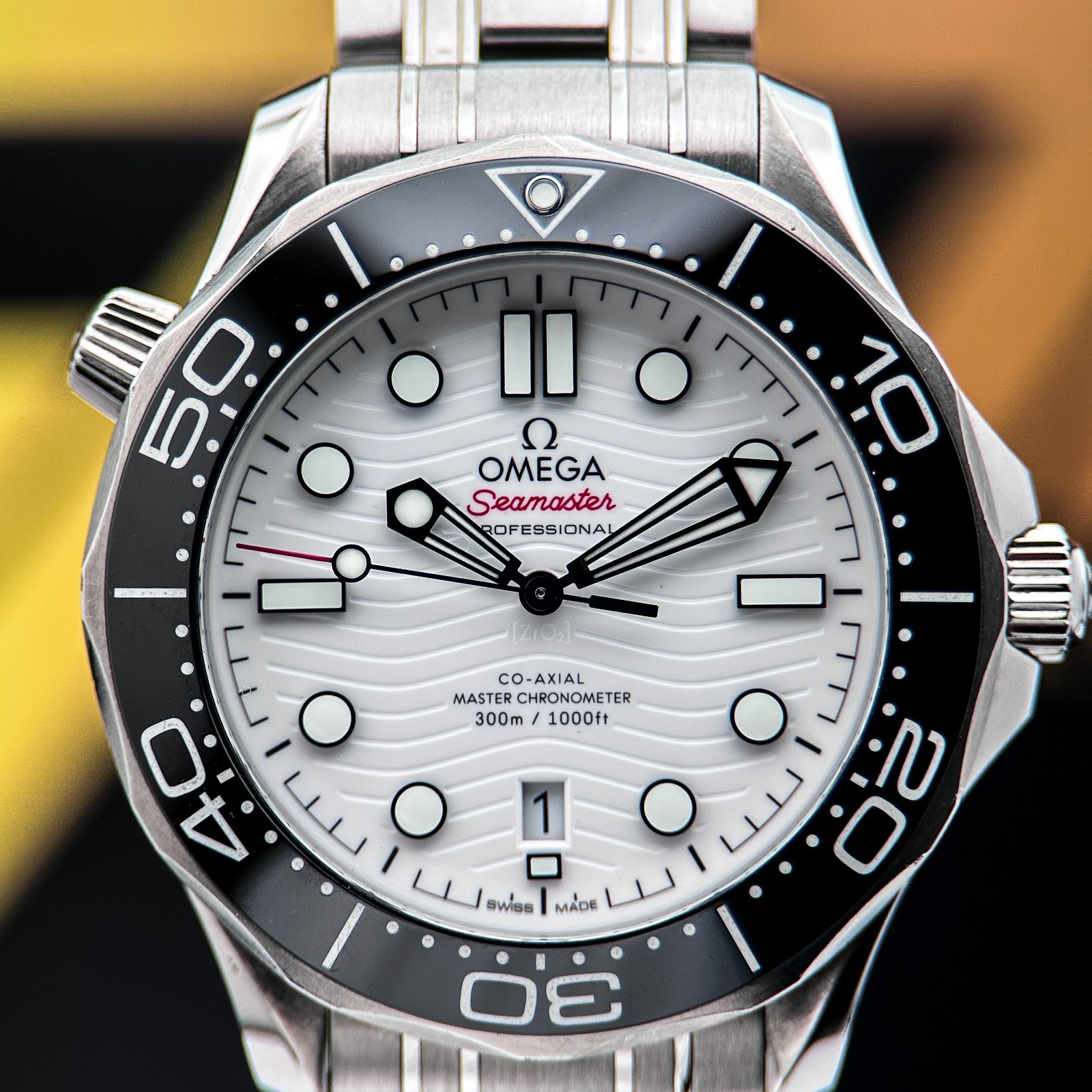 Omega Seamaster 300M 210.30.42.20.04.00 | 42mm | White Ceramic Dial | Full Set