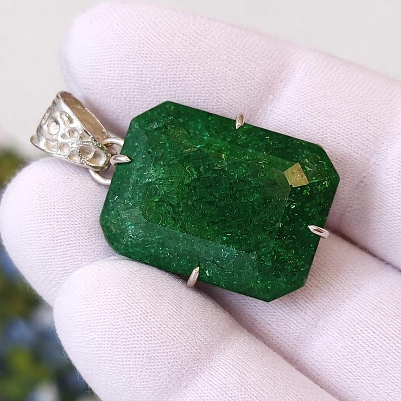 GIE Certified 25.20 Ct Green Emerald Pendant 925 Sterling Silver Loose Gemstone