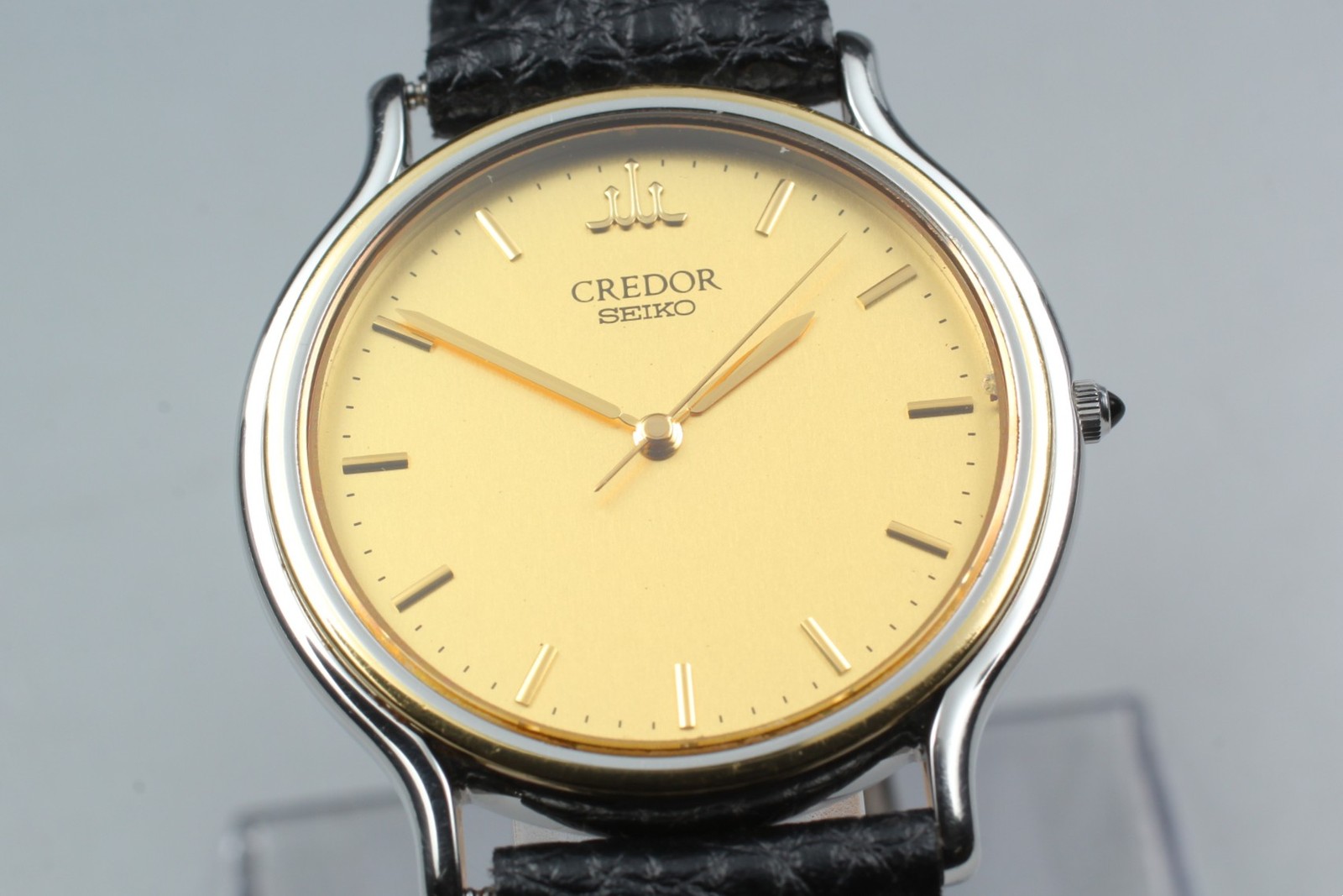 MINT SEIKO Credor 8J81-6B00 18KT Gold 32mm Quartz Men’s Vintage Watch From JAPAN
