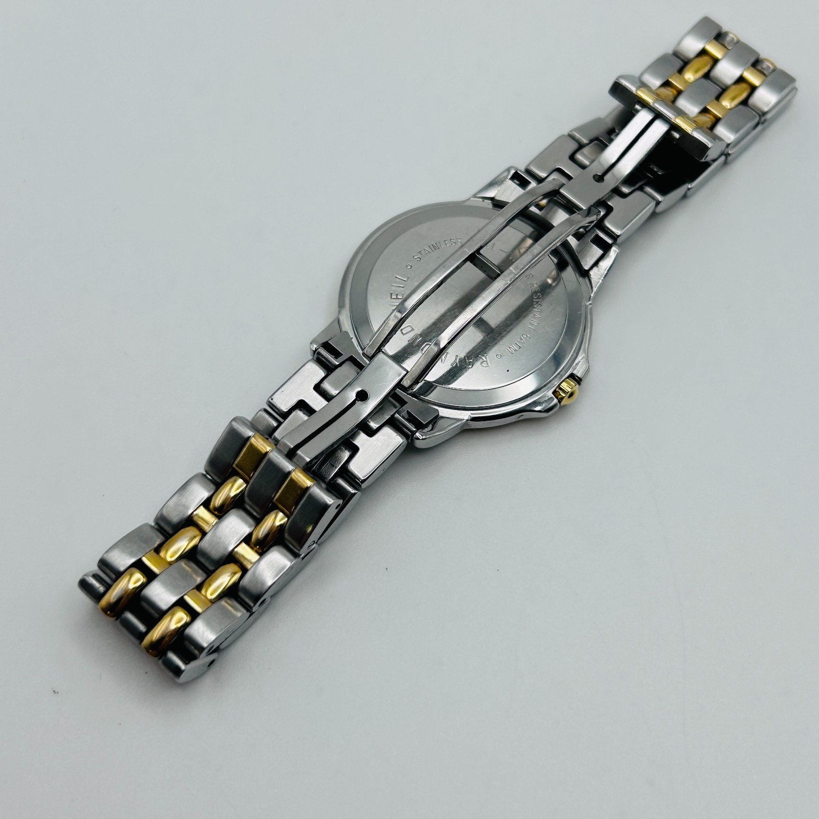 Raymond Weil Tango Two-Tone Gold/Silver Swiss Watch – White Dial – 5560 36mm