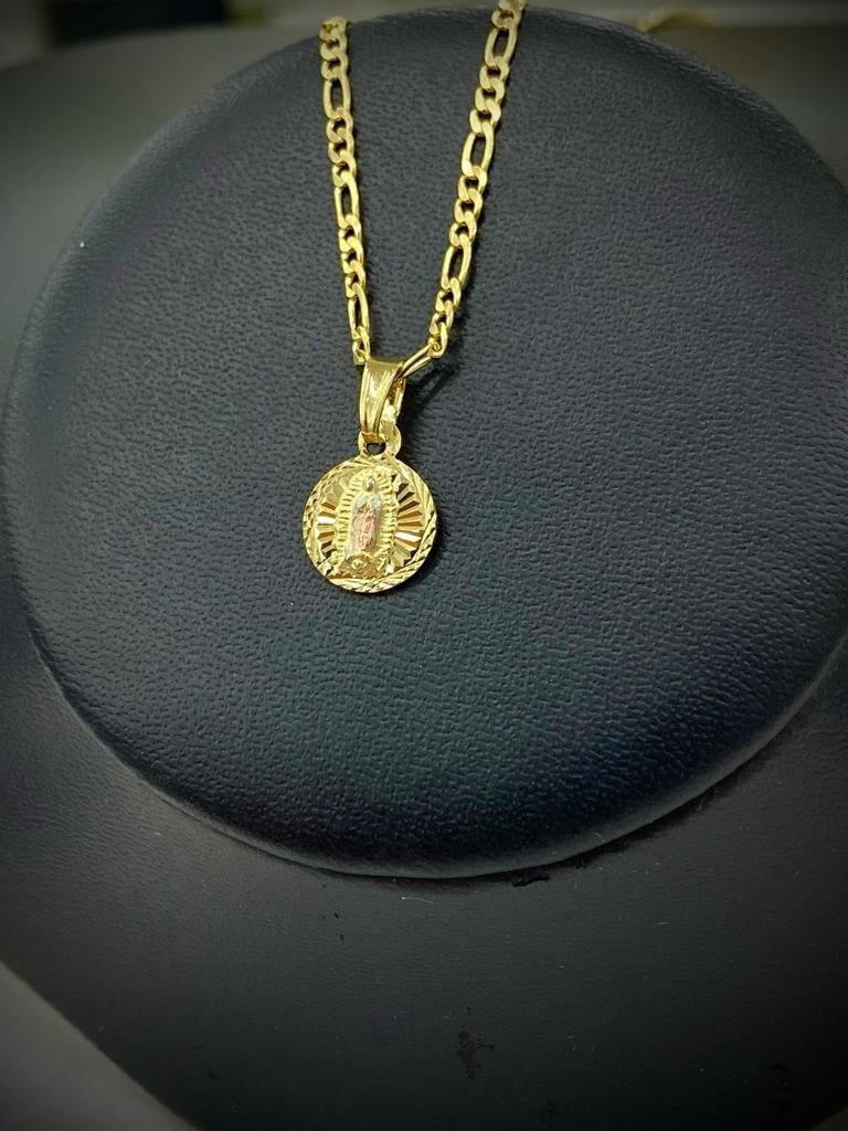 Medalla de la Virgen de Guadalupe Virgin Mary Necklace Figaro Chain Women 14×11