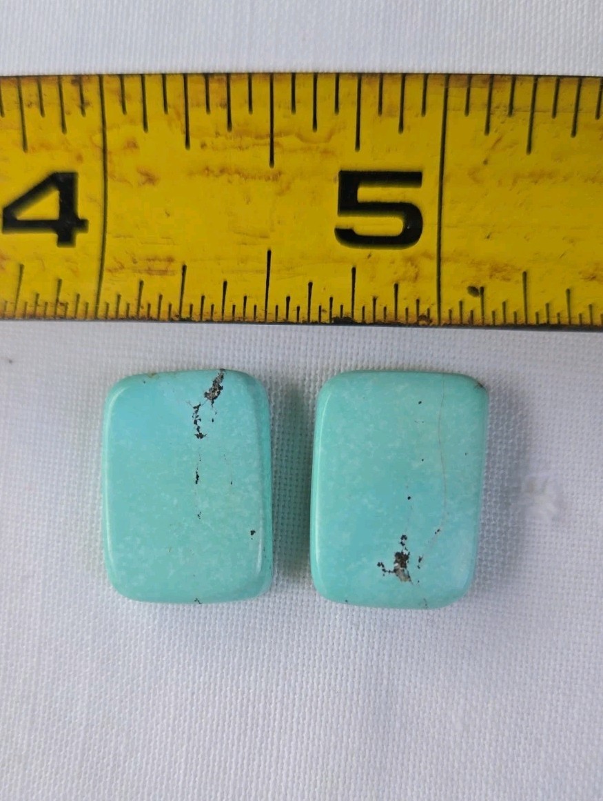 2 MATCHING CALIBRATED RECTANGLE TURQUOISE CABOCHONS 20 CARATS T152