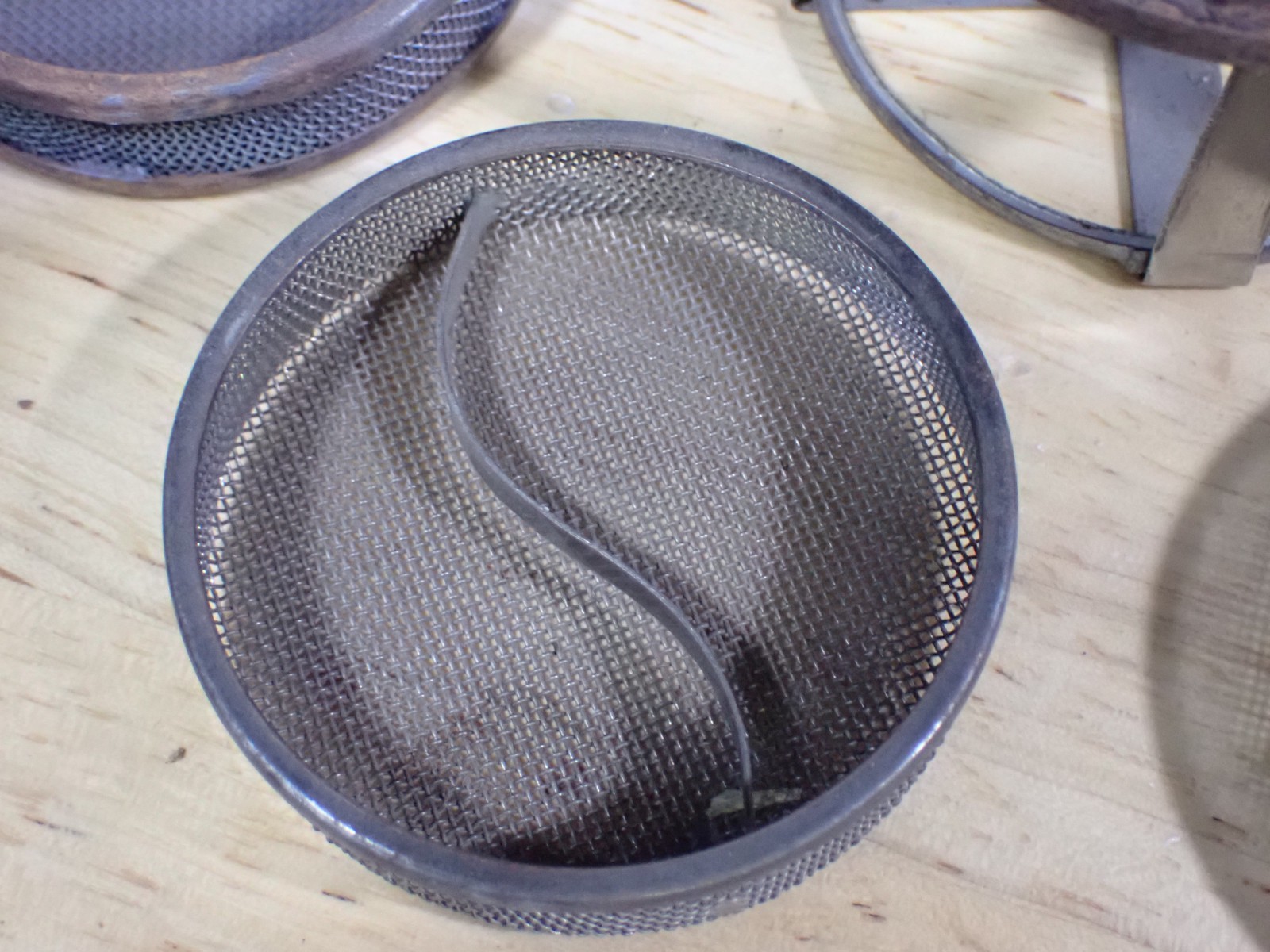 Unbranded Watchmakers Watch Cleaning Basket with 3 Inserts Unusual vintage