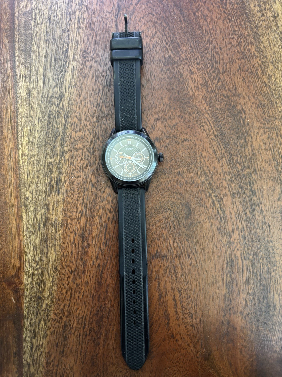 Timex Quartz Analog chronograph Black/Orange Dial Rubber strap