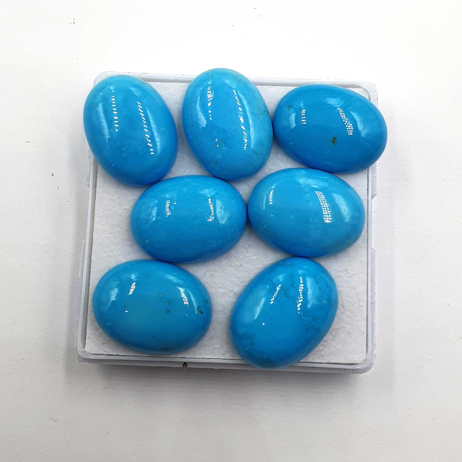 Arizona Natural Turquoise Oval Cabochon Loose Gemstone 15*20 MM 14 CT