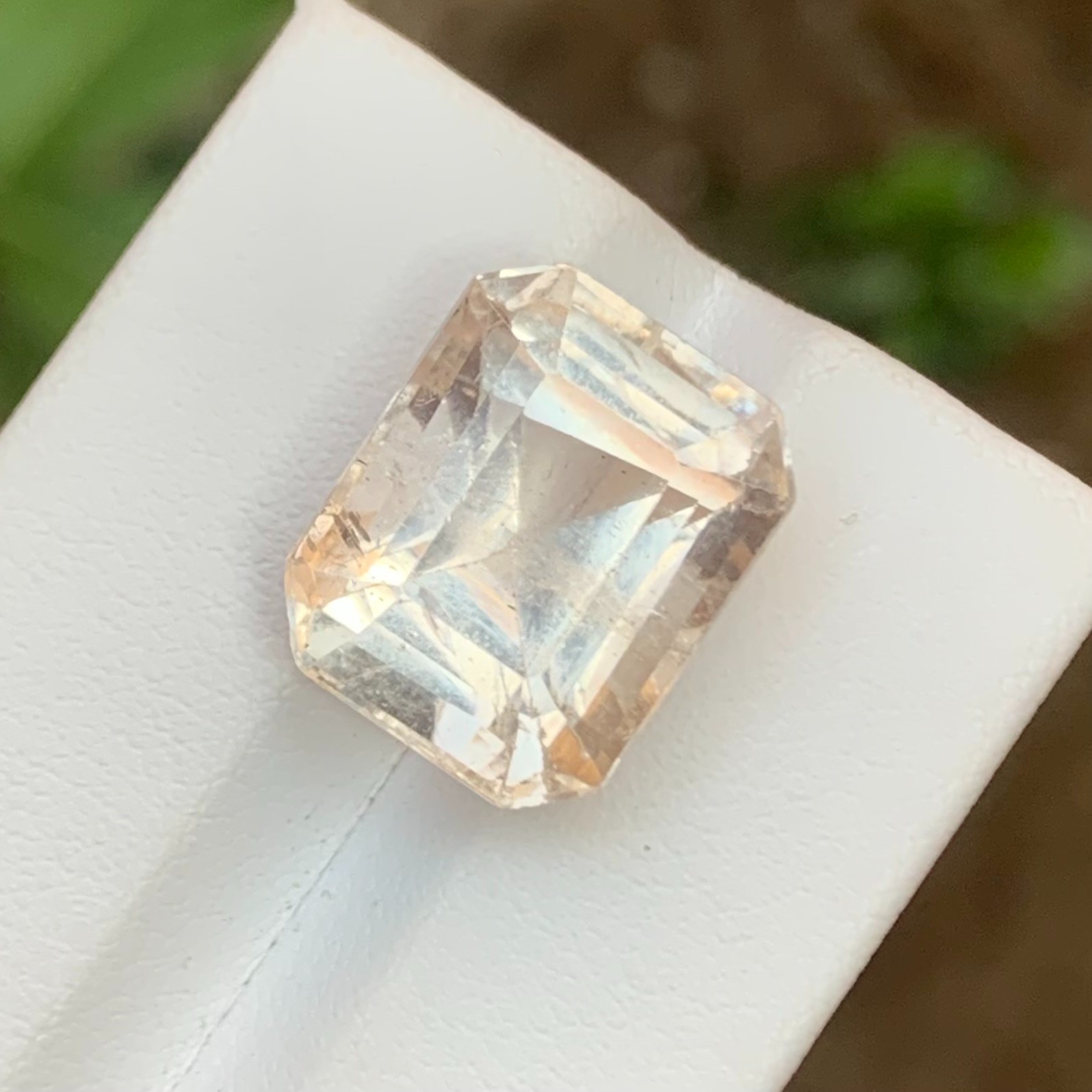Certified 18.12 Ct , Natural Topaz Loose Gemstone , Very Light Brown