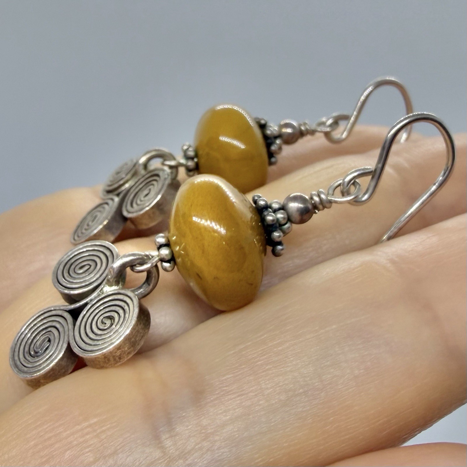 Vtg Boho Mustard Yellow Stone Sterling Silver Spiral Charm Dangle Earrings Hook
