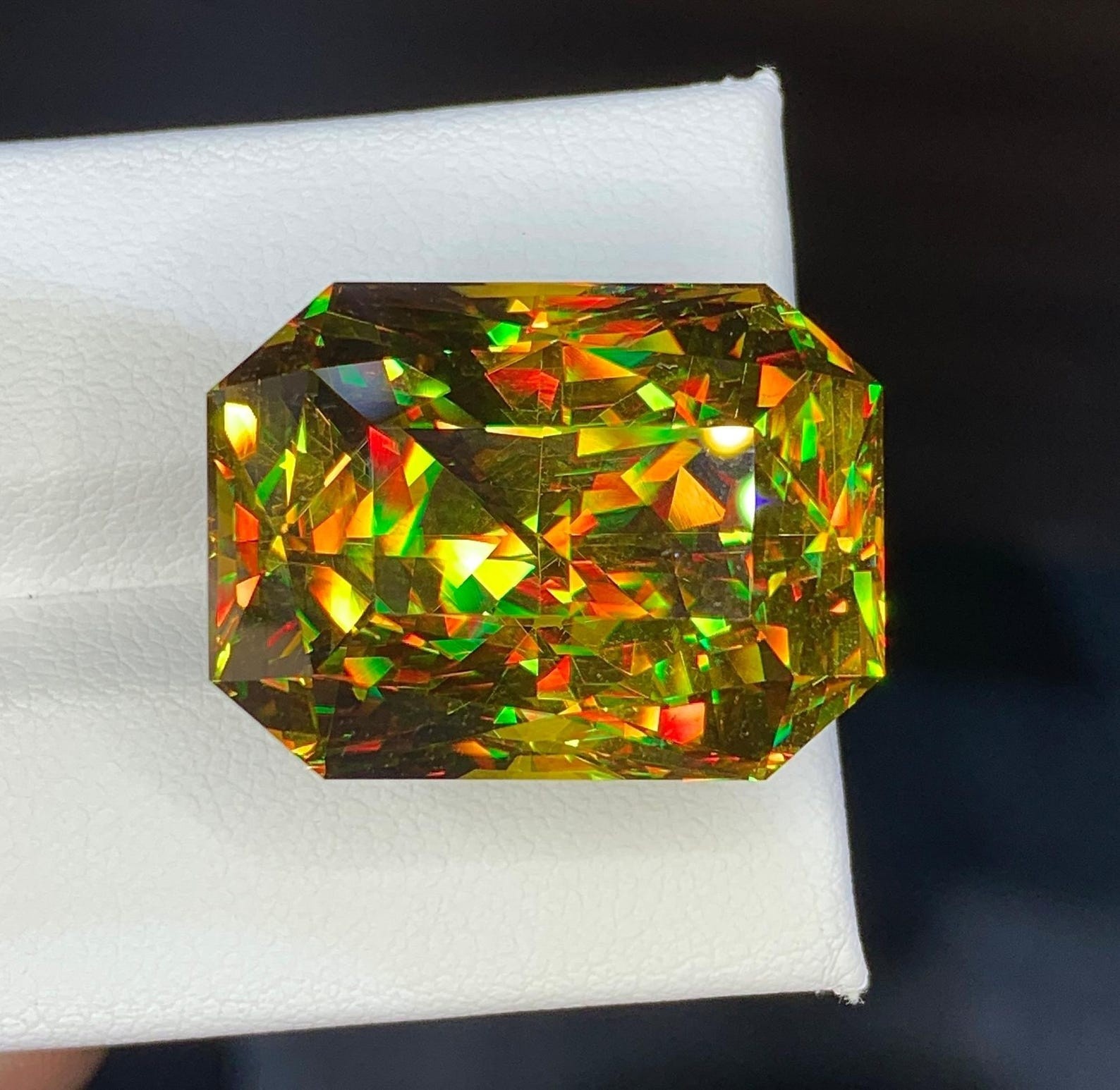 5 Ct Natural Full Fire Sphene Titanite Radiant Cut Loose Gemstone Jewelry