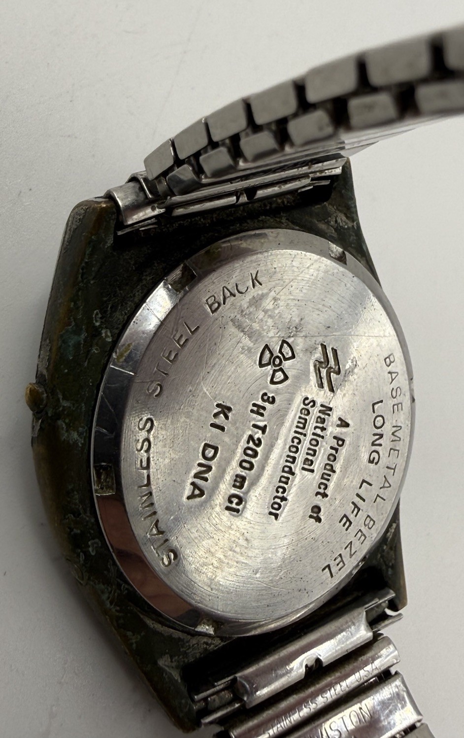 Vintage 1970s National Semiconductor T200 Tritium LCD Watch KI DNA – RUNNING