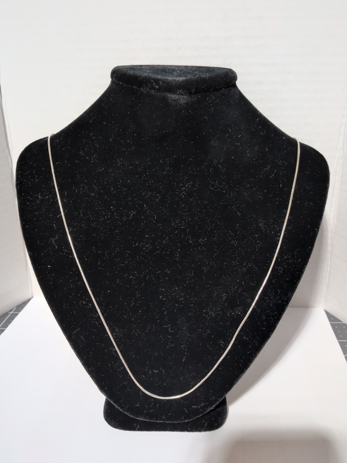 VINTAGE STERLING SILVER 24 INCH 1.1MM SNAKE CHAIN 5.1 GRAM NECKLACE LOBSTER CLSP