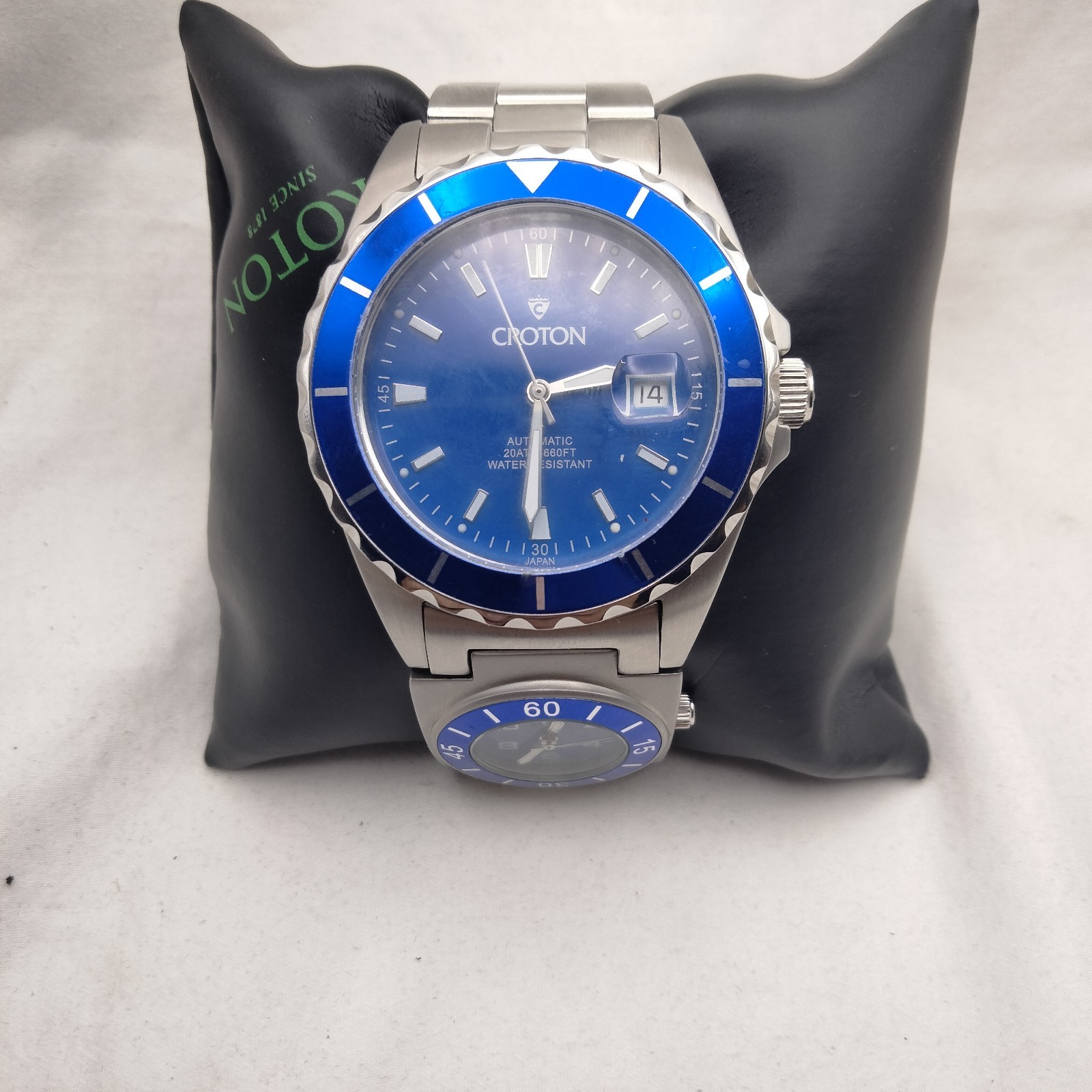 Croton Model CA301150SSBL Dual Time Automatic/Quartz Watch With Box.