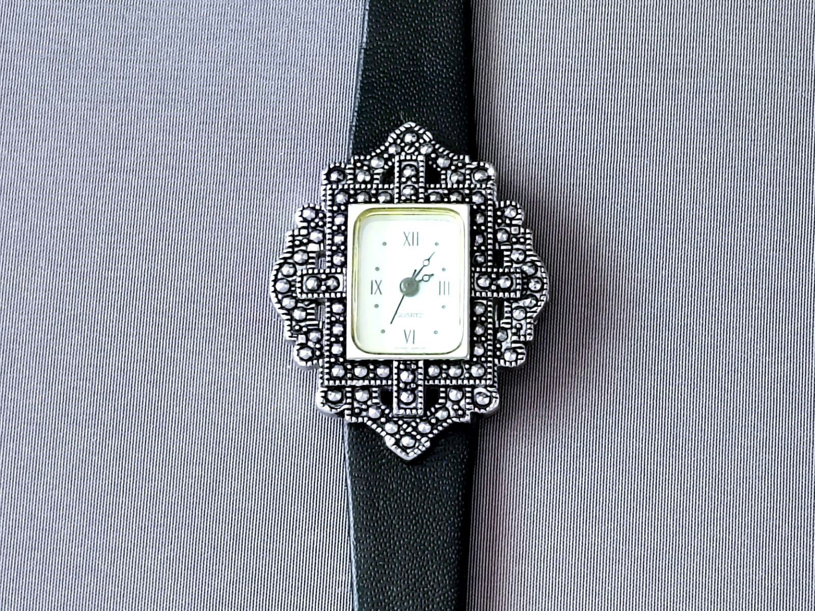 Vintage 1992 AVON ‘Victorian Time’ Watch Black Leather Band New Battery 6″-7.75″