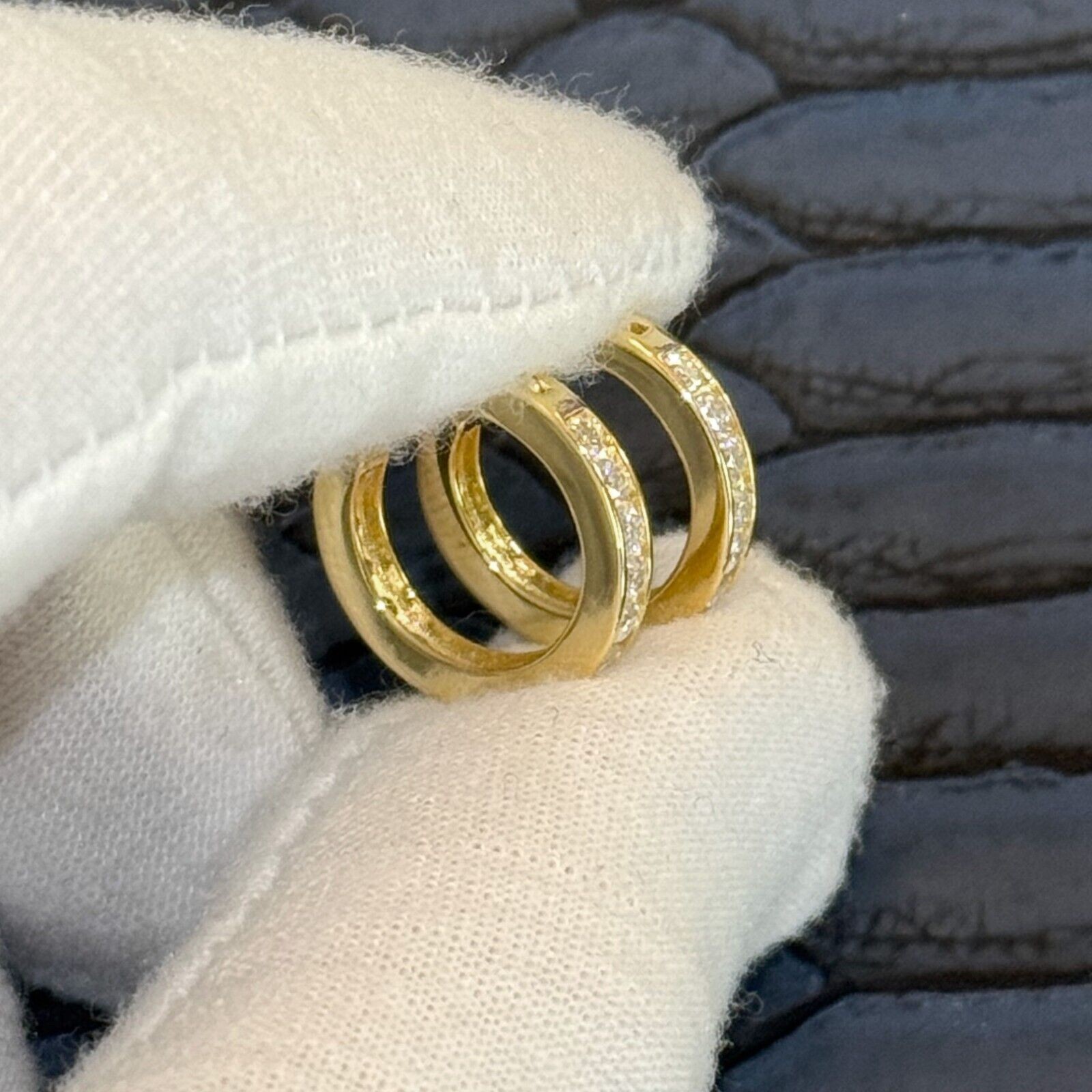 VVS1 Moissanite Small Hoop Earrings Huggies – 925 Silver or 14K Gold – Unisex