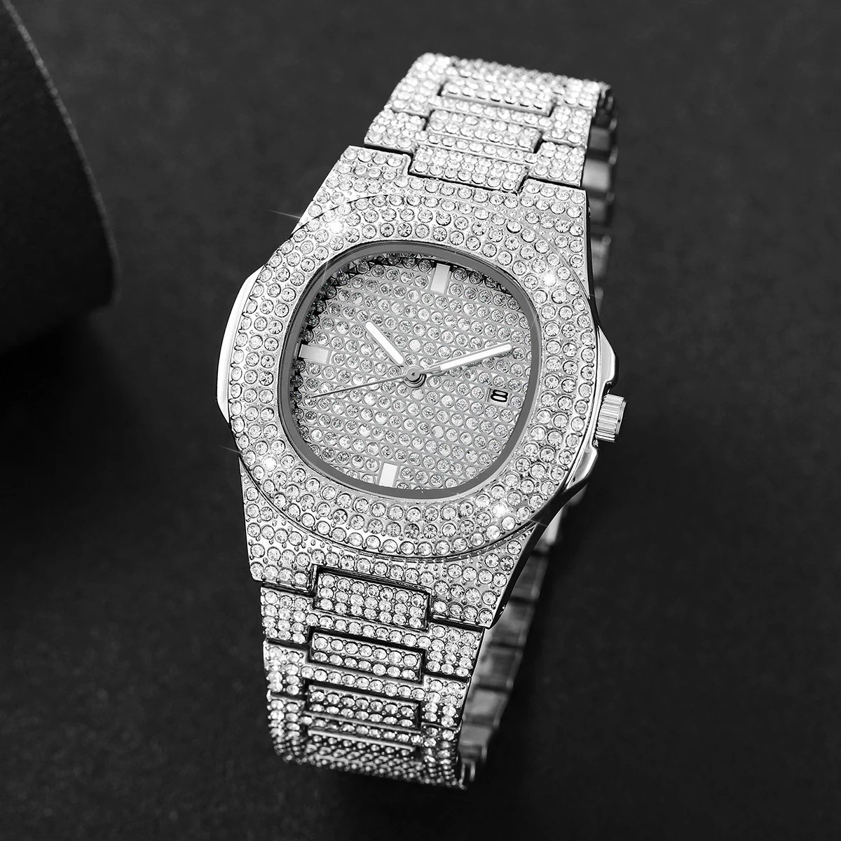 Luxury Full Diamond Mens Watch Quartz Calendar Sports Bling Wristwatch