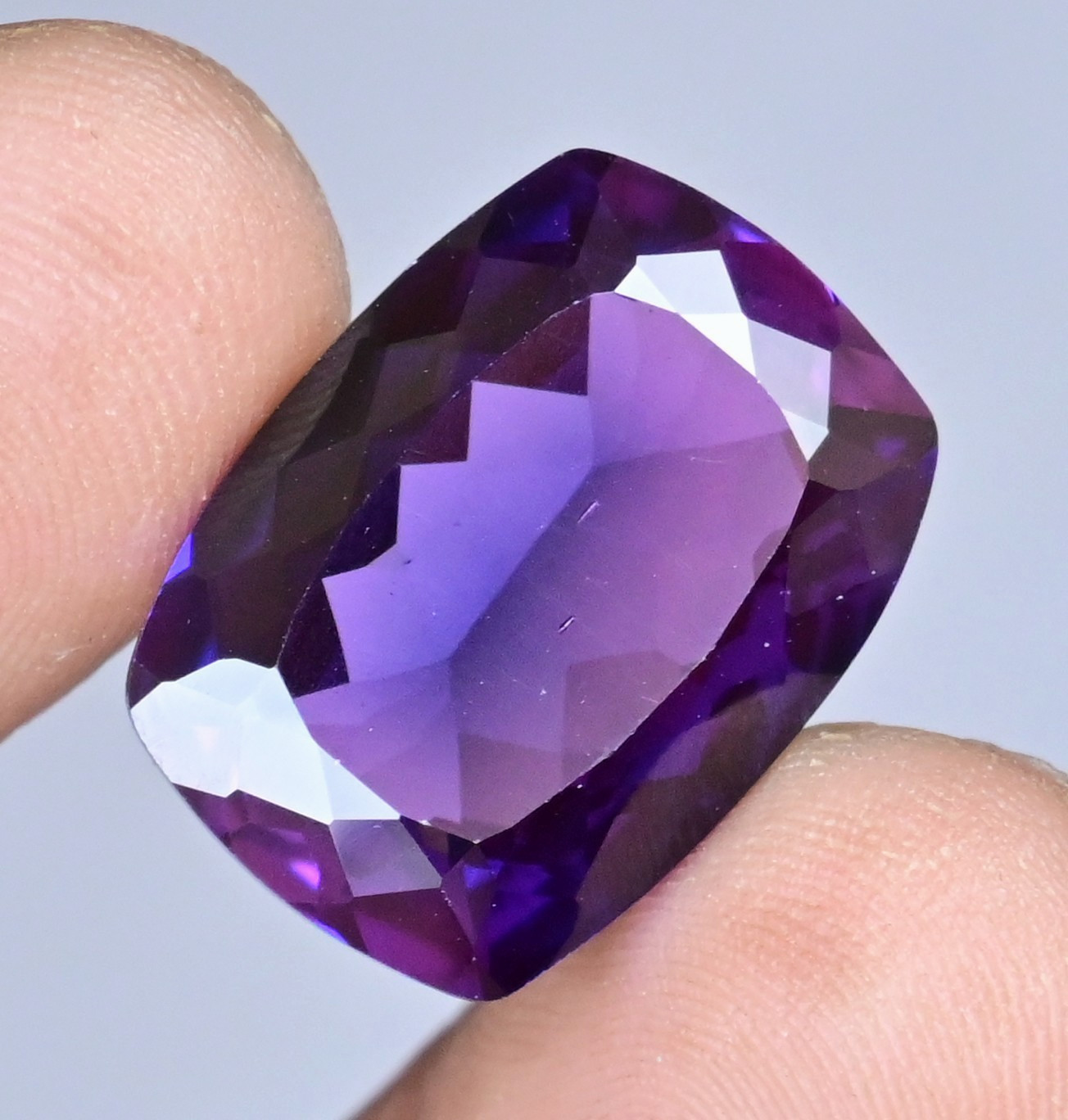 26.75 Ct Natural Purple-Blue Montana Sapphire Certified Flawless Loose Gemstone